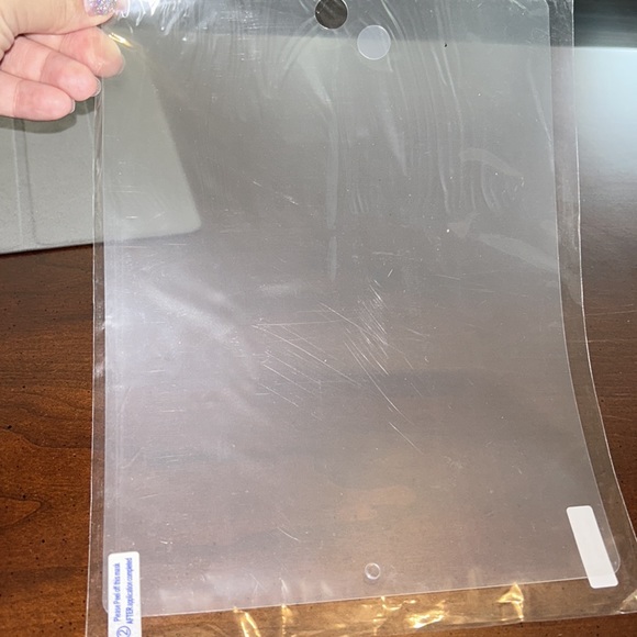 iPad Cover with glass protector - Picture 5 of 5